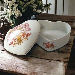 Heart Trinket Jewelry Box Dish Lid Ceramic Flowers Floral Gift Leart Brazil.